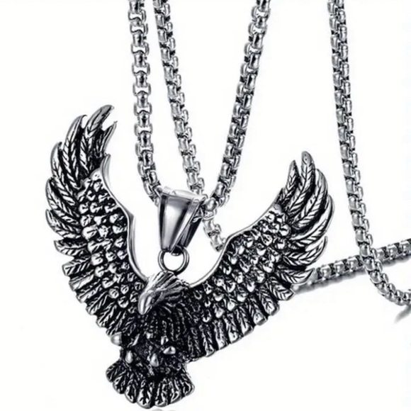Eagle Pendant Necklace - Picture 4 of 4